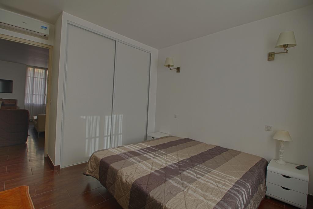 F3 Place Miot Apartment Ajaccio  Exterior photo